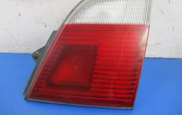 Nissan Primera Rear/tail lights 23320213