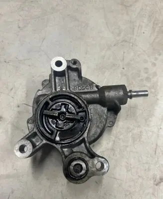 Ford S-MAX Vacuum pump D1651A 3011P