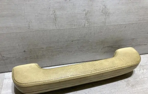 Bentley Mulsanne Front door card panel trim