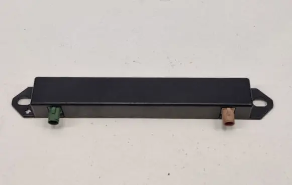 Ram 1500 Antenna control unit 68306857AA P68306857AA