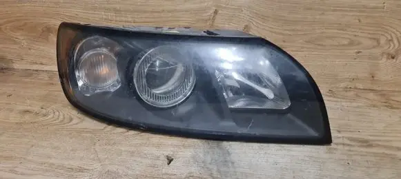 Volvo S40 Headlight/headlamp 30698643