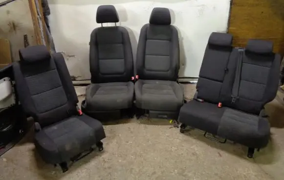 Volkswagen Golf Plus Seat set 