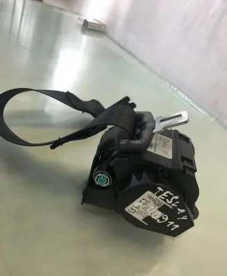 Tesla Model Y Rear seatbelt 1616501e1c