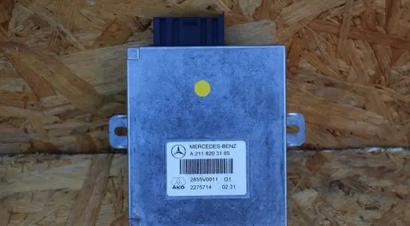 Mercedes-Benz E W211 Other control units/modules 2118203185