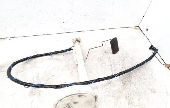 Renault Koleos I In-tank fuel pump 