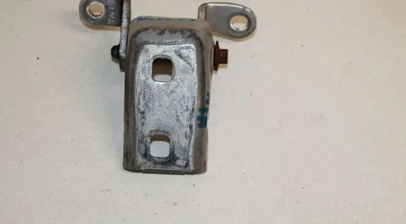 Opel Insignia A Rear door upper hinge A046574 ES03 2650