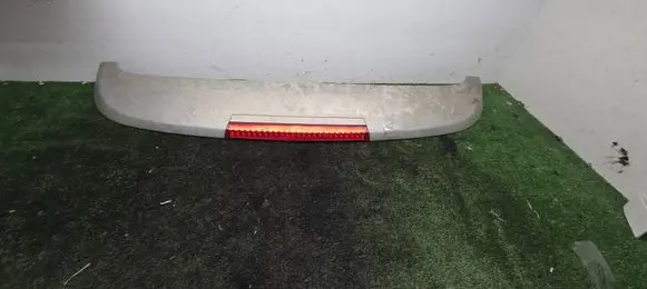Hyundai Santa Fe Tailgate/trunk spoiler 872102B000