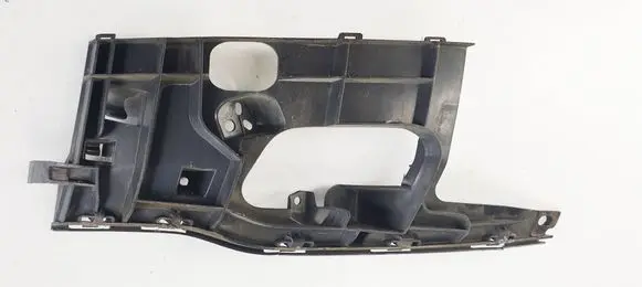Audi A7 S7 4G Front bumper mounting bracket 4G8807095