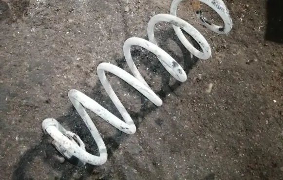 Citroen C4 I Rear coil spring