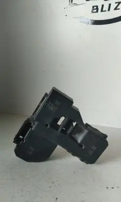 Tail light bulb cover holder