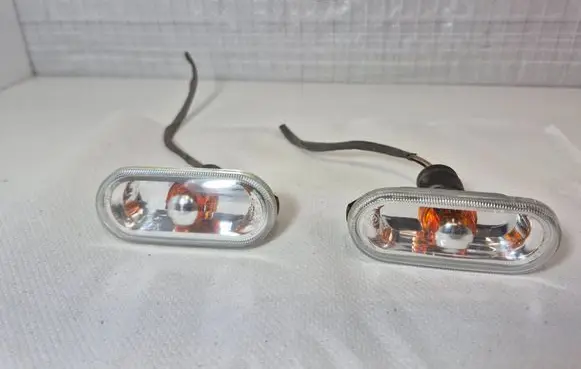 Volkswagen Caddy Front fender indicator light 2K0949117B