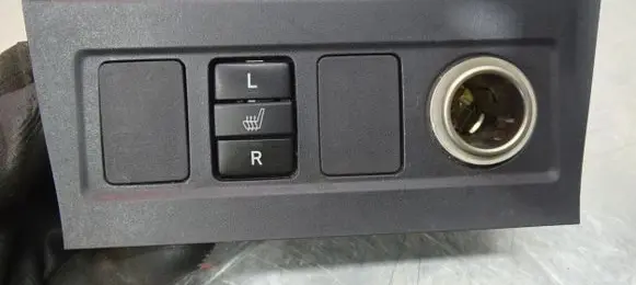 Toyota RAV 4 (XA30) Seat heating switch 