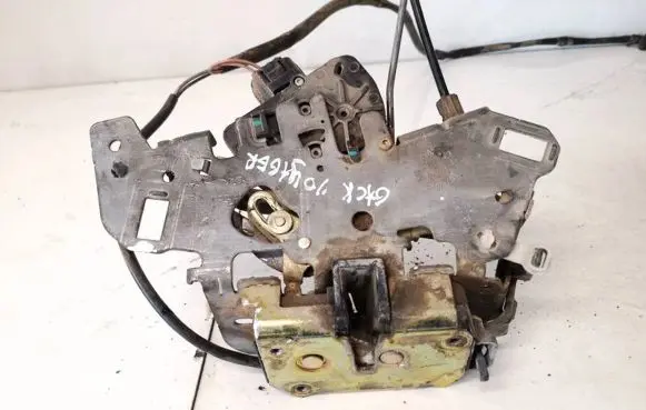 Chrysler Voyager Rear door lock
