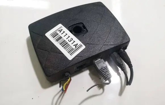 Volkswagen Golf V Alarm control unit/module E17020138