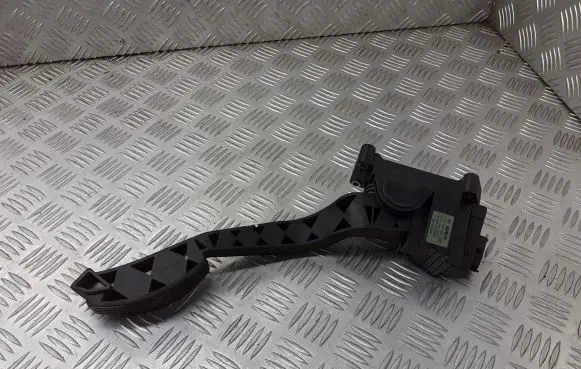 Alfa Romeo 147 Accelerator throttle pedal 0281002380