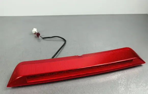 KIA Telluride Third/center stoplight