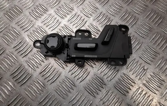 Volvo XC90 Seat heating switch 31419579