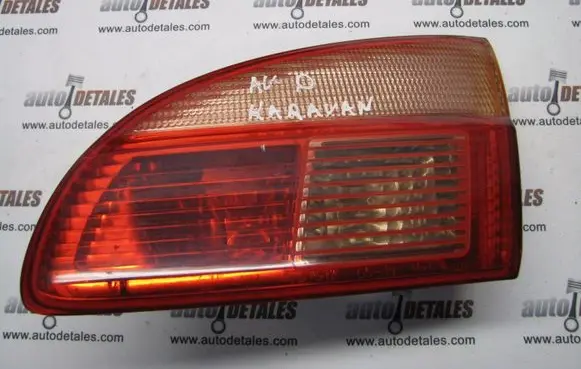Toyota Avensis T220 Tailgate rear/tail lights 89022025