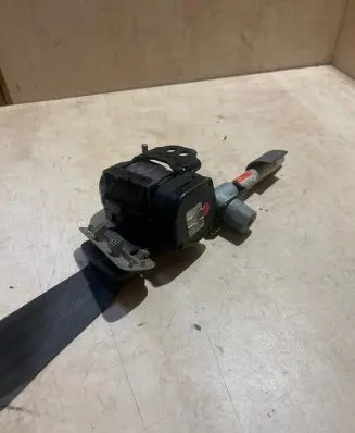 Volvo XC70 Roof seat belt 