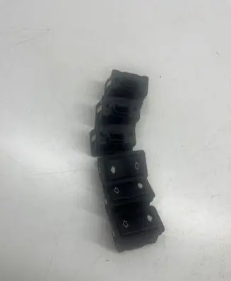 BMW 5 E39 Electric window control switch 8368974