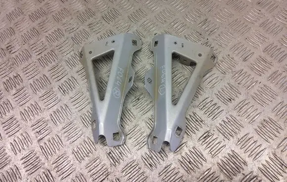 Jeep Renegade Fender mounting bracket