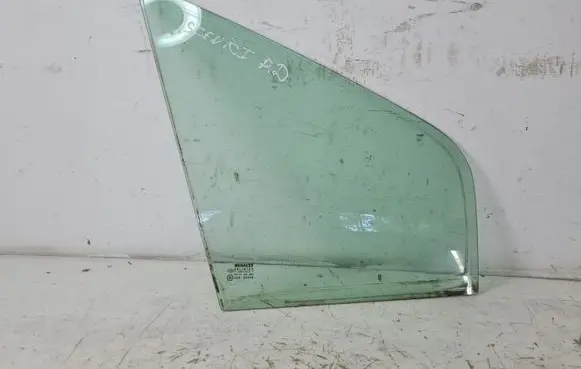 Renault Scenic I Front door vent window glass four-door 
