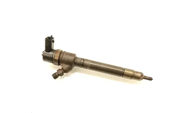 Fuel injector