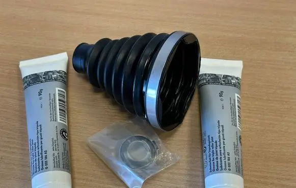 Volkswagen Transporter - Caravelle T5 Driveshaft inner CV joint boot 7H0407283A 7H0498202B G052186A2