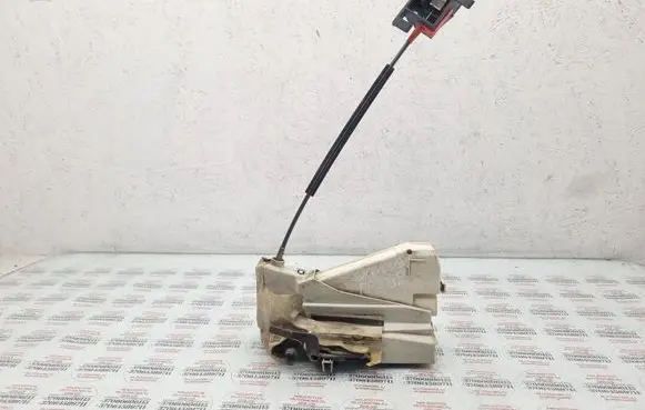 Front door lock