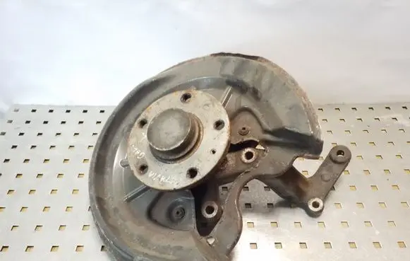 Skoda Octavia Mk2 (1Z) Rear wheel hub 1K0435P