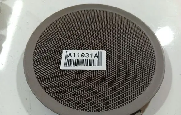 Renault Clio III Side speaker trim/cover 8200294326