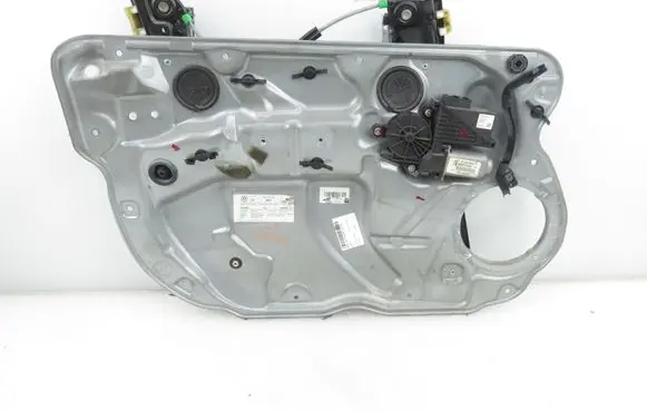 Volkswagen Polo IV 9N3 Front door window regulator with motor 400893D 6Y2959802 6Q4837755