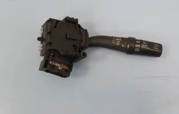 Toyota Avensis T220 Wiper control stalk 173654