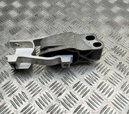 Volvo XC40 Engine mount bracket 32137250 32222107