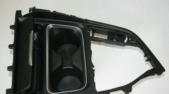 Cup holder front