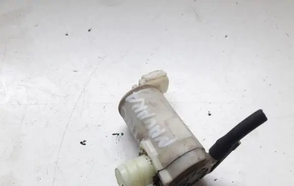 Nissan Navara D40 Windscreen/windshield washer pump 2224625A