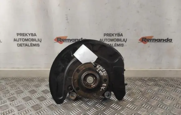 Volkswagen Golf VII Front wheel hub 5Q0407257A