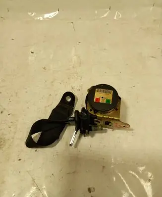 Mini One - Cooper R50 - 53 Rear seatbelt 601030000 040212