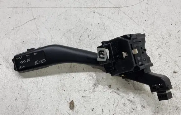 Volkswagen Golf VI Indicator stalk 1K0953513A
