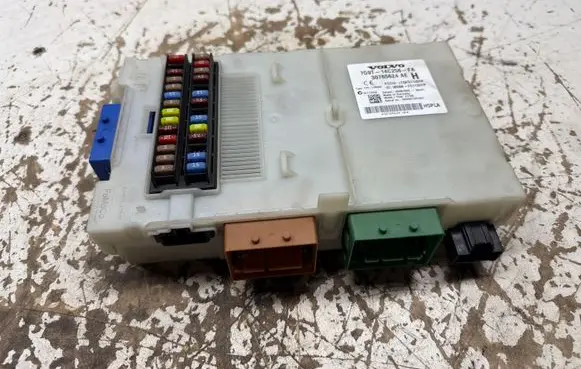 Volvo XC60 Fuse module 3659AF01125TP