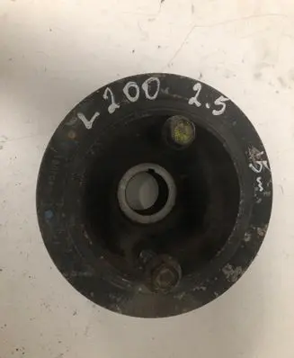 Mitsubishi L200 Crankshaft pulley