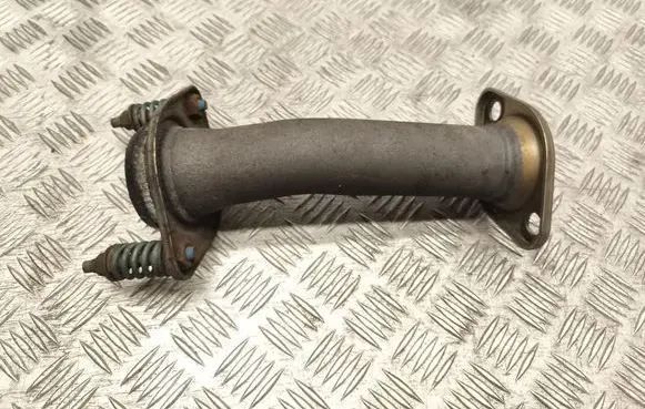 Mazda 6 Muffler pipe connector clamp