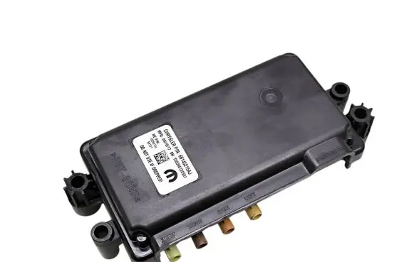 Chrysler Pacifica Camera control unit module 68145215AJ 102621AL T00096720531