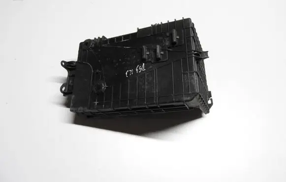 Battery tray