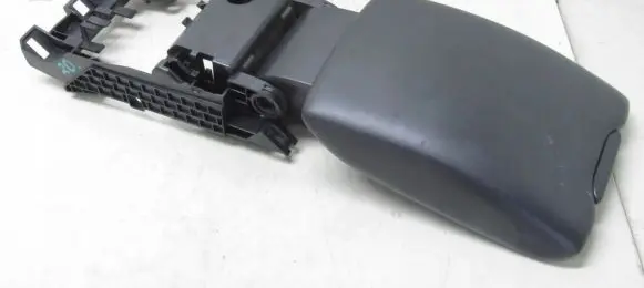 Volvo XC60 Armrest