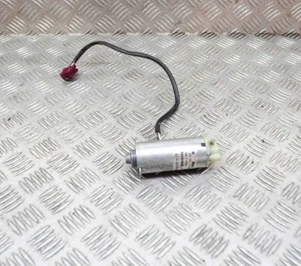 Mercedes-Benz S W220 Seat adjustment motor 0130002581 A2208205042