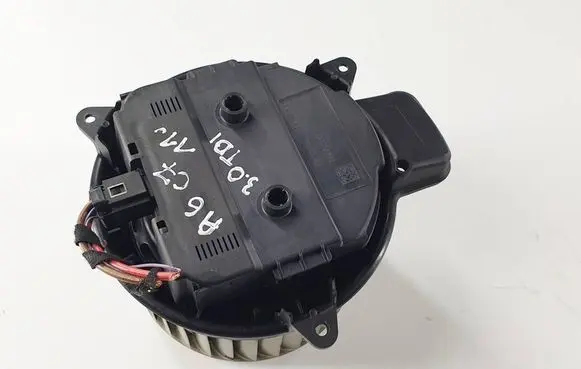 Heater fan/blower