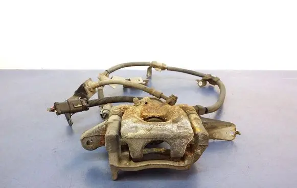 Nissan Qashqai Rear brake caliper 