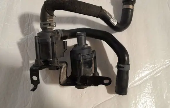Audi A4 S4 B9 8W Electric auxiliary coolant/water pump 06H121601G