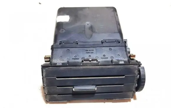Ford Focus C-MAX Dash center air vent grill 3m51r014l21 05258-004